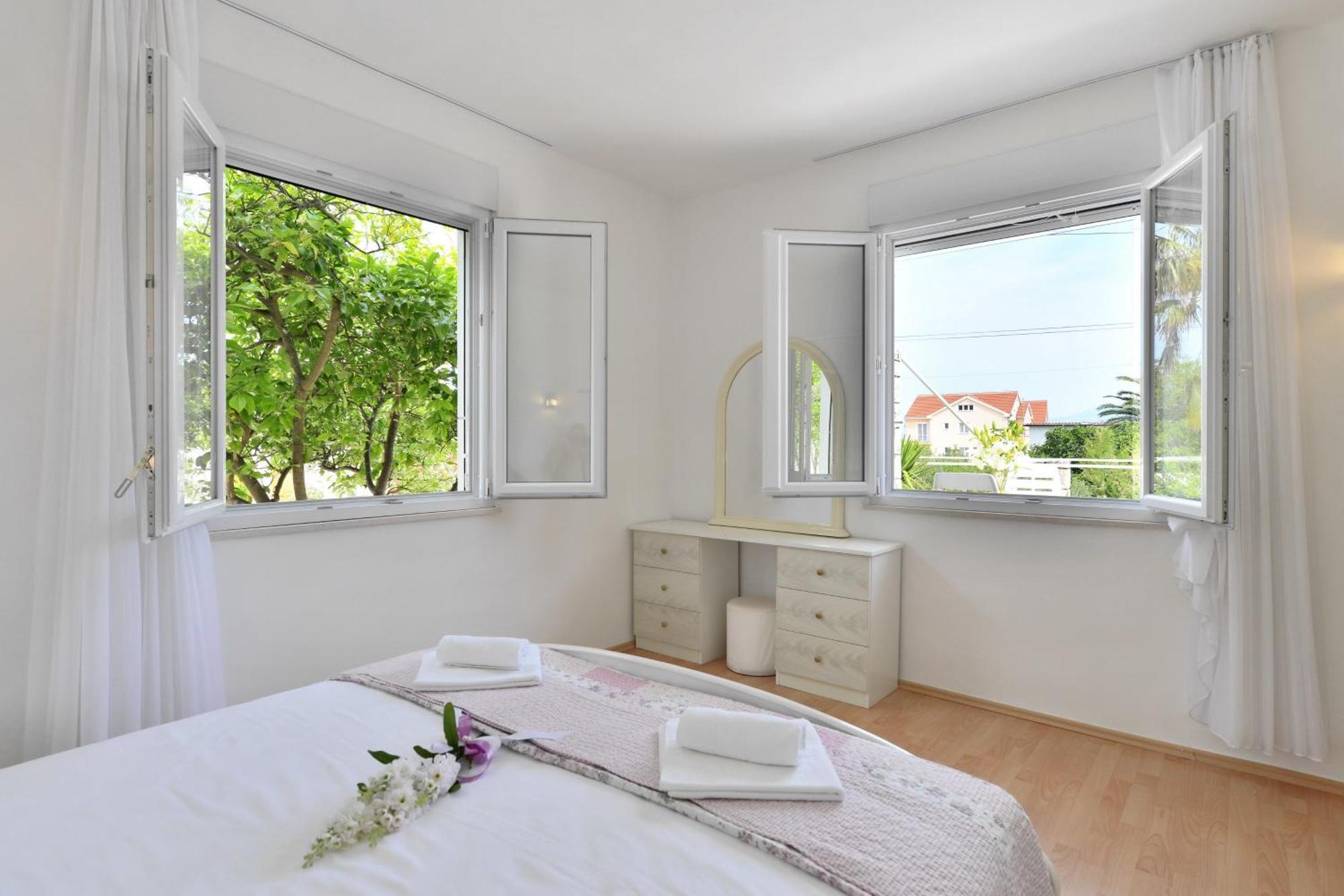 Villa Sarah 苏佩塔尔 外观 照片